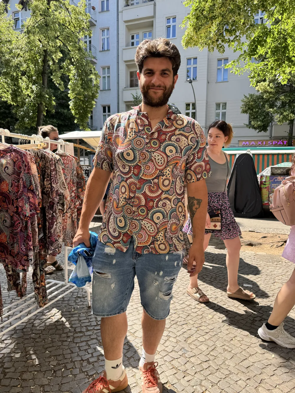 Customer wearing YAGI Retro at a Berlin market